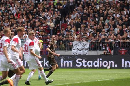 Bielefeld und Fürth patzen zum Start - Regensburg vorn Bielefeld und Fürth patzen zum Start - Regensburg vorn