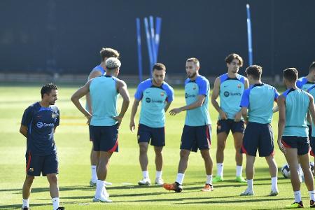 Barca-Coach Xavi muss Abflug in die USA verschieben Barca-Coach Xavi muss Abflug in die USA verschieben
