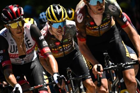 Roglic steigt aus Tour aus - auch Kruijswijk muss aufgeben Roglic steigt aus Tour aus - auch Kruijswijk muss aufgeben