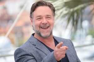 "Mein altes Büro": Russell Crowe zeigt seinen Kindern das Kolosseum