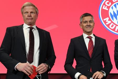 Ausstellung des FC Bayern: Kahn und Hainer im Kapitol Ausstellung des FC Bayern: Kahn und Hainer im Kapitol