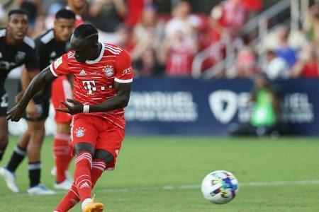 Mane und de Ligt feiern Traumeinstand im Bayern-Dress Mane und de Ligt feiern Traumeinstand im Bayern-Dress