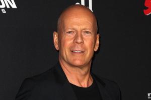 Bruce Willis stellt seine Tanzkünste mit Tochter Mabel unter Beweis