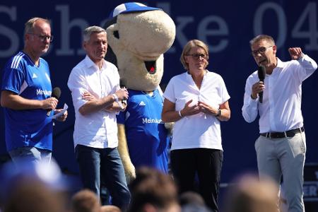 Schalke: Fortschritte bei wirtschaftlicher Konsolidierung Schalke: Fortschritte bei wirtschaftlicher Konsolidierung
