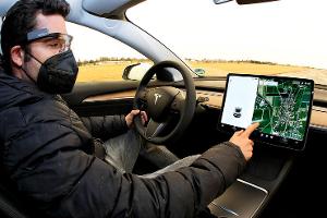 Tesla Model 3 ist „großes Sicherheitsrisiko“