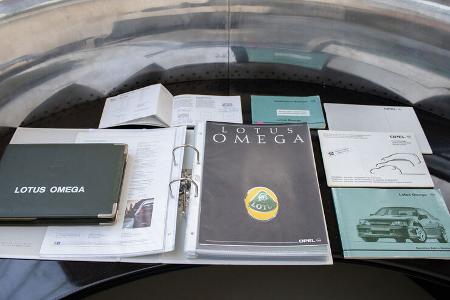 Lotus Omega 3.6 Twin-Turbo