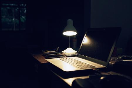 Ruhezustand oder ausschalten – was ist besser für den Mac? Ruhezustand oder ausschalten – was ist besser für den Mac?