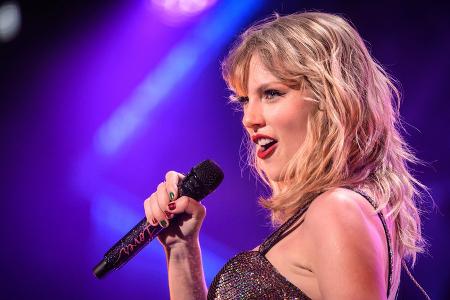 Sprecher von Taylor Swift wehrt sich gegen Privatjet-Kritik Sprecher von Taylor Swift wehrt sich gegen Privatjet-Kritik