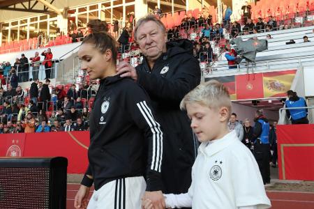 Hrubesch über EM-Hype: Hrubesch über EM-Hype: