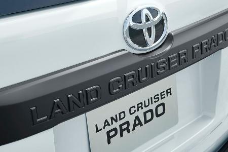 08/2022, Toyota Land Cruiser Prado Special Edition TX L Package Matt Black Edition für Japan