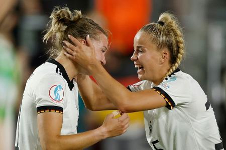 Gleich fünf DFB-Frauen in EM-Turnier-Elf der UEFA Gleich fünf DFB-Frauen in EM-Turnier-Elf der UEFA