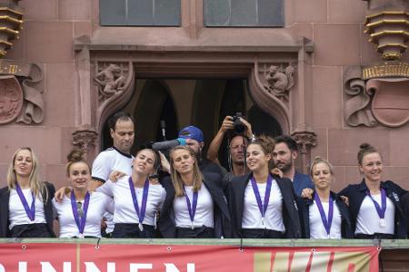 Weltrangliste: DFB-Frauen verbessern sich auf Platz zwei Weltrangliste: DFB-Frauen verbessern sich auf Platz zwei