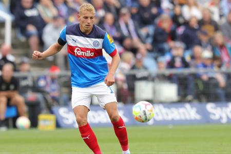 Kiel feiert ersten Pflichtspielsieg der Saison Kiel feiert ersten Pflichtspielsieg der Saison