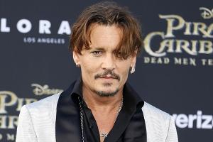 Johnny Depp unterzeichnet lukrativen neuen Werbedeal mit Dior