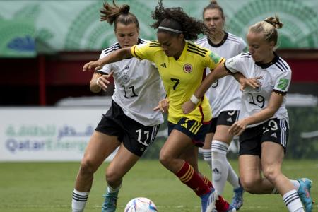 U20-WM: DFB-Juniorinnen verlieren zum Auftakt U20-WM: DFB-Juniorinnen verlieren zum Auftakt