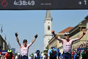 Jakobsen gewinnt EM-Straßenrennen - Ackermann stürzt