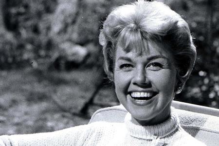 Doris Day verzauberte ihr Publikum in den 50er und 60er Jahren Doris Day verzauberte ihr Publikum in den 50er und 60er Jahren