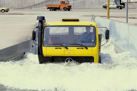 Mercedes Einfahrbahn
