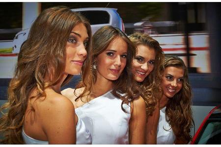 Messe-Girls IAA 2013