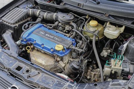 Opel Corsa B (1993-2000), Motor
