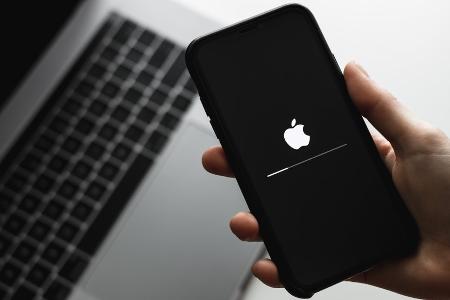 Sicherheitslücken: Apple-User sollten ihre Betriebssysteme updaten Sicherheitslücken: Apple-User sollten ihre Betriebssysteme updaten