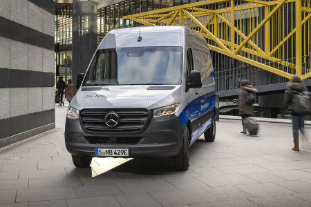 Mercedes e-Sprinter Transporter mit Elektroantrieb