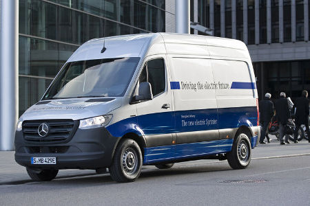 Mercedes e-Sprinter Transporter mit Elektroantrieb