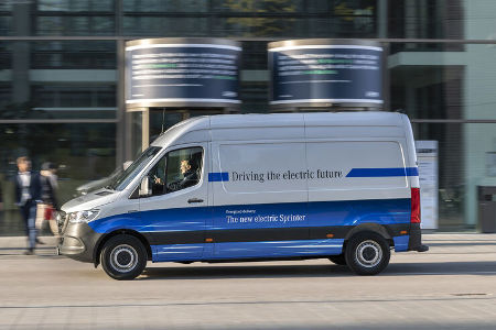 Mercedes e-Sprinter Transporter mit Elektroantrieb