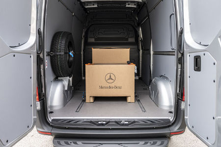 Mercedes e-Sprinter Transporter mit Elektroantrieb