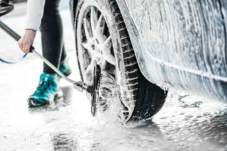 Alltagsfrage: Darf ich sonntags mein Auto waschen? Alltagsfrage: Darf ich sonntags mein Auto waschen?