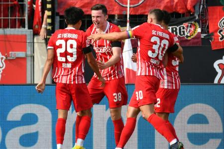 Sieg in Leverkusen: Freiburg stürmt an die Tabellenspitze Sieg in Leverkusen: Freiburg stürmt an die Tabellenspitze