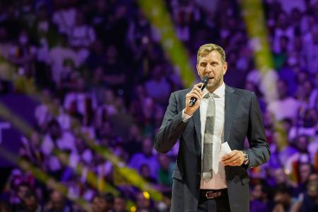 Basketball-Ikone Nowitzki freut sich über EM- Basketball-Ikone Nowitzki freut sich über EM-