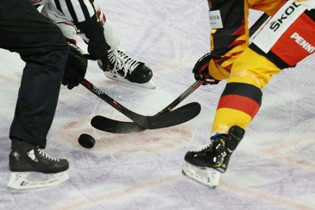 DEB-Frauen verlieren nach Aufholjagd im Penaltyschießen DEB-Frauen verlieren nach Aufholjagd im Penaltyschießen