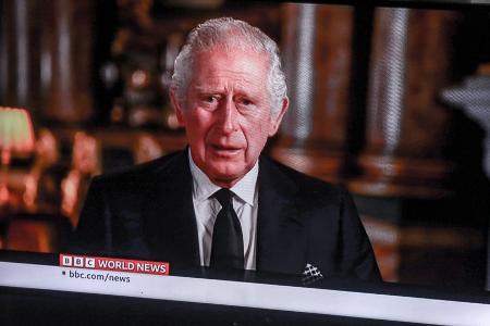 Erste Rede von König Charles III.: Er bedankt sich bei seiner Mutter Erste Rede von König Charles III.: Er bedankt sich bei seiner Mutter