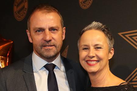 Hansi Flicks Ehefrau Silke hatte Brustkrebs Hansi Flicks Ehefrau Silke hatte Brustkrebs