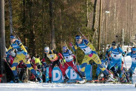 Biathlon: IBU schließt Russen und Belarussen weiter aus Biathlon: IBU schließt Russen und Belarussen weiter aus