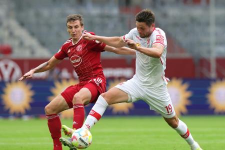 Regensburg beendet Sieglosserie gegen St. Pauli Regensburg beendet Sieglosserie gegen St. Pauli