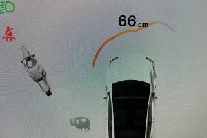 fehlerhafte Umgebungserkennung Tesla