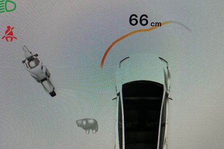 fehlerhafte Umgebungserkennung Tesla