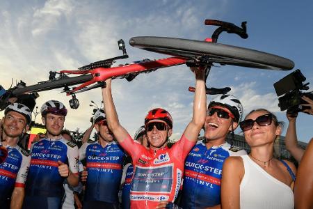 Evenepoel macht ersten Vuelta-Triumph perfekt Evenepoel macht ersten Vuelta-Triumph perfekt