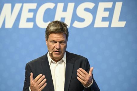 4000 Segler: Vizekanzler Habeck eröffnet Kieler Woche 4000 Segler: Vizekanzler Habeck eröffnet Kieler Woche