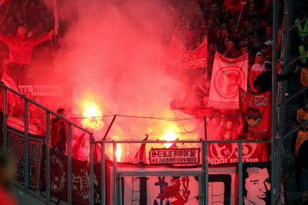 Wegen Pyrotechnik: Geldstrafe für Fortuna Düsseldorf Wegen Pyrotechnik: Geldstrafe für Fortuna Düsseldorf