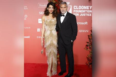 Erste Preisverleihung in New York: Amal Clooney stiehlt allen die Show Erste Preisverleihung in New York: Amal Clooney stiehlt allen die Show