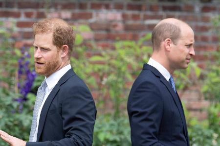 Prinz Harry soll Versöhnungsversuch von Prinz William abgelehnt haben Prinz Harry soll Versöhnungsversuch von Prinz William abgelehnt haben