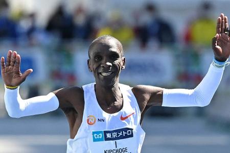 Berlin Marathon: Kipchoge knackt Weltrekord