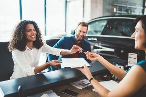 Kilometer- oder Restwertleasing: Welche Variante passt zu Ihnen?