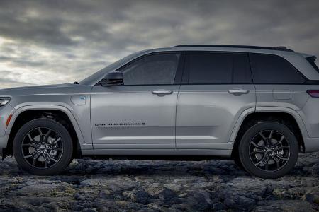 Jeep Grand Cherokee 4xe 30th Anniversary Edition at 2022 Detroit Auto Show