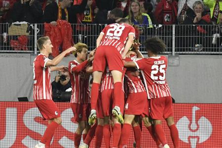Achtelfinale fest im Blick: Freiburg schlägt Nantes Achtelfinale fest im Blick: Freiburg schlägt Nantes