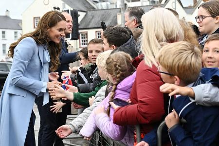 Prinzessin Kate übergeht Provokateurin gekonnt Prinzessin Kate übergeht Provokateurin gekonnt