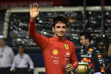 Leclerc holt Pole in Singapur - Verstappen nur Achter Leclerc holt Pole in Singapur - Verstappen nur Achter